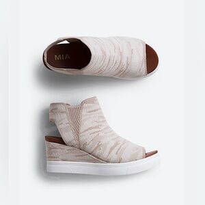 MIA Beige Wedge Shoes with Quilted Design. Like New!